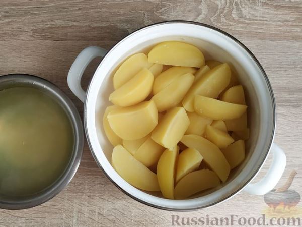 Картофельное пюре со сметаной