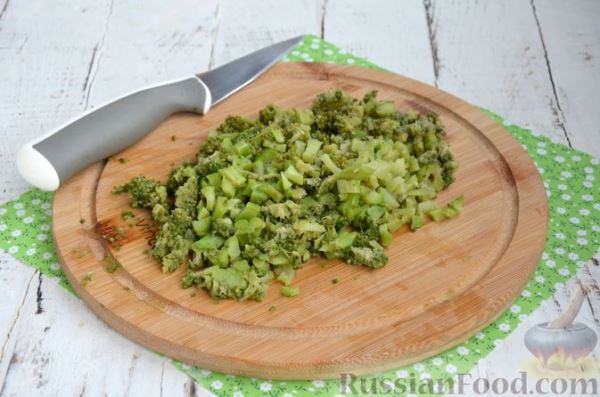 Рыбные котлеты с брокколи