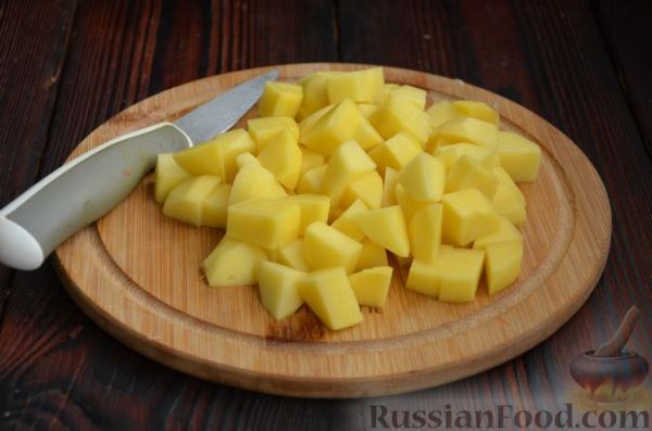 Суп с фрикадельками и консервированной фасолью