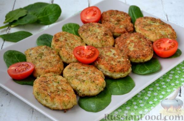 Рыбные котлеты с брокколи