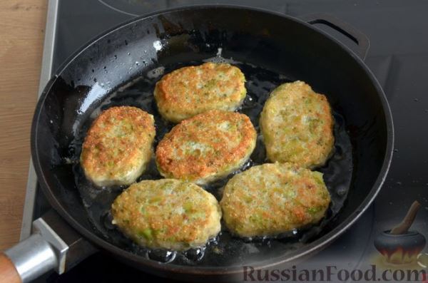 Рыбные котлеты с брокколи